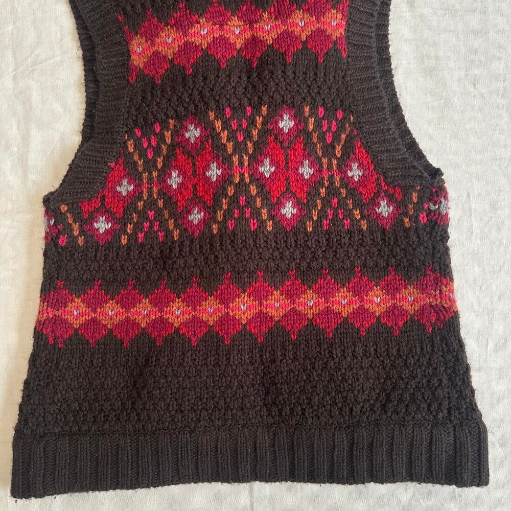 Abercrombie & Fitch Brown and Red Knit Sweater Vest Size Small - Picture 8 of 8